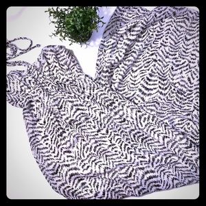 Oysho Black & White Maxi (S) NWOT! Stunning!  1D2
